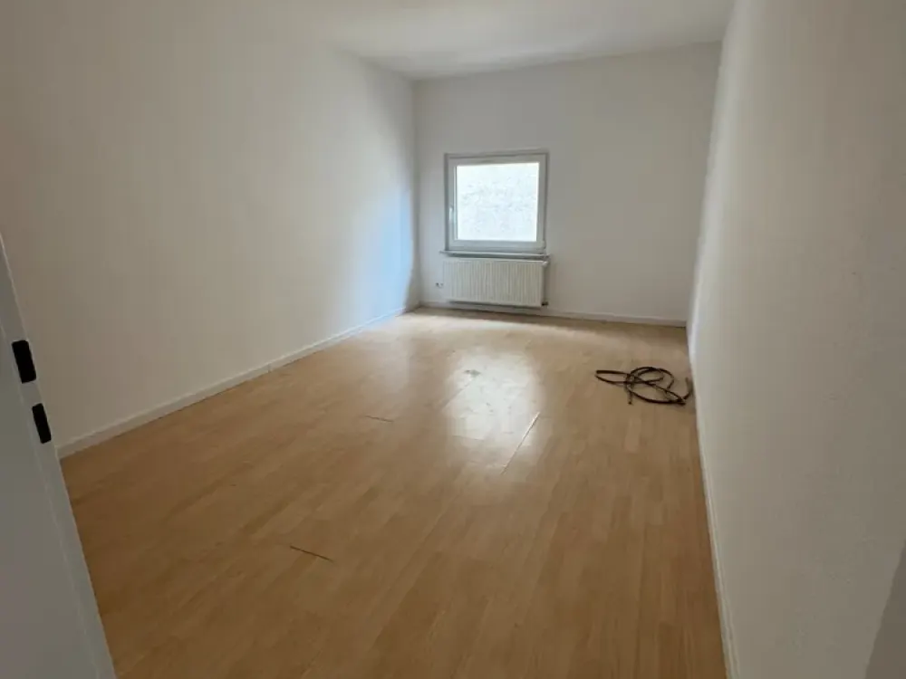 Frisch renovierte 4 Zimmer Maisonetten Wohnung mitten in Köln