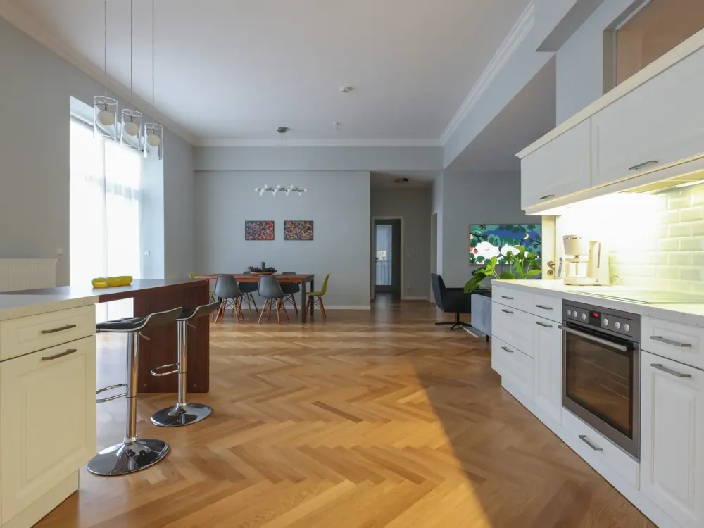 Kernsanierter Altbau-Loft mit TG in Charlottenburg Westend