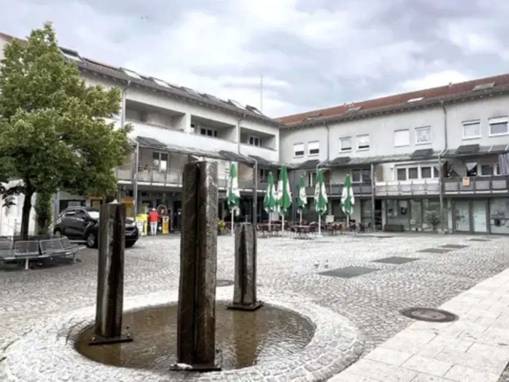 Blankenloch | wunderschöne Maisonette-Whg mit Einbauküche | großer TG-Stellplatz | BJ 2000 | S-Bahn