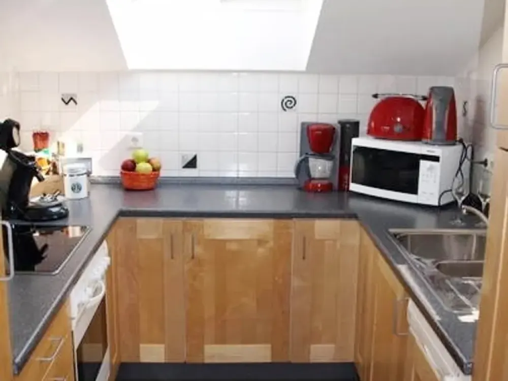 Blankenloch | wunderschöne Maisonette-Whg mit Einbauküche | großer TG-Stellplatz | BJ 2000 | S-Bahn