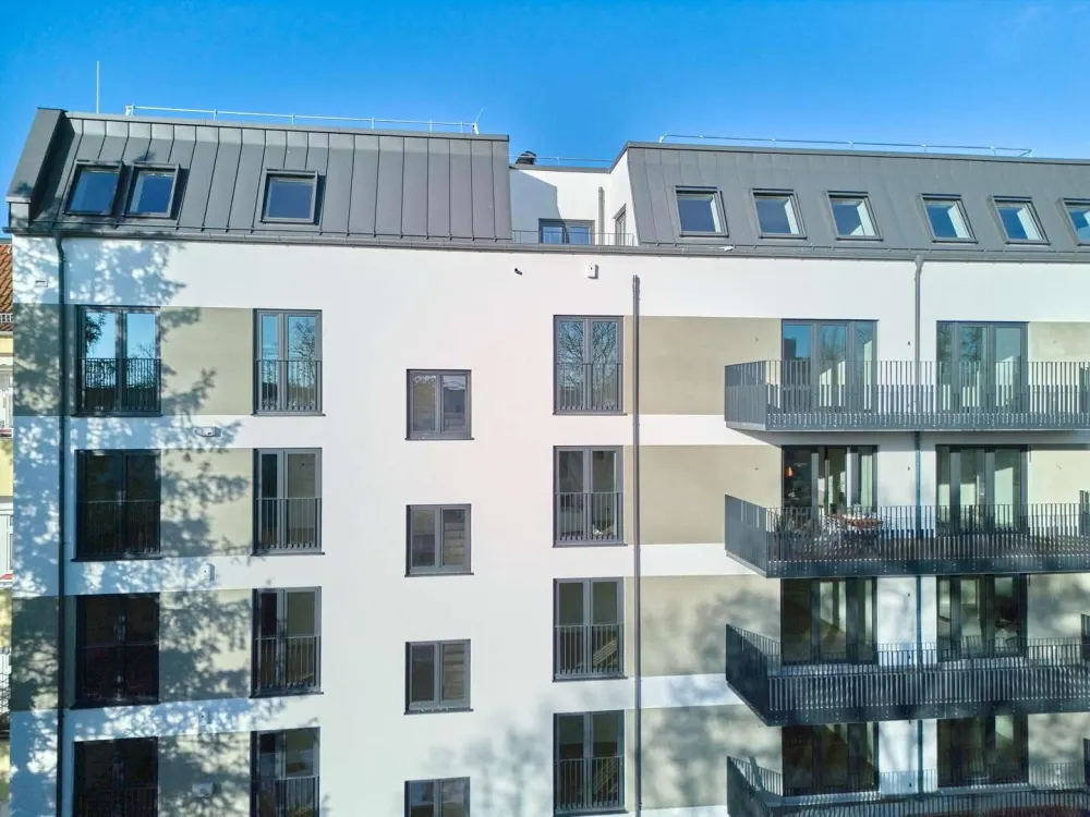 Cosmo Berlin - Lichtdurchfluteter Erstbezug in idyllischer Kiezlage und mit bester Ausstattung