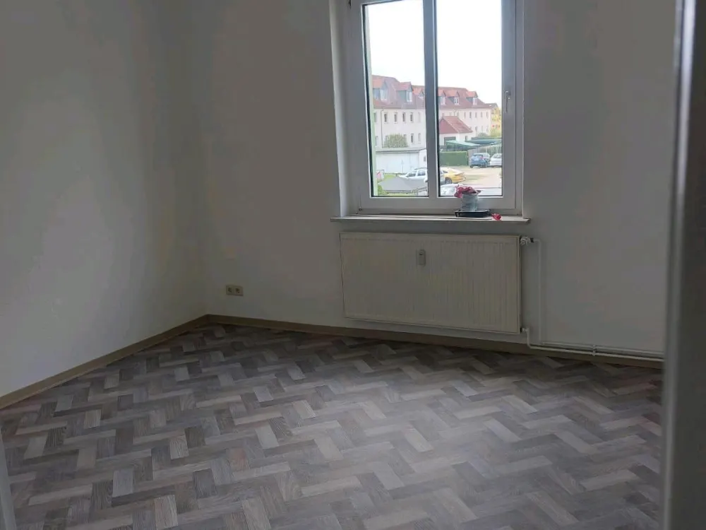 Schöne 4 Raum Wohnung in Böhlen, Rötha nähe Zwenkau bei Leipzig