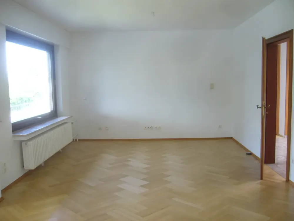 LEV-Quett-Lützenk,SW-Hanglage,5 Zi,EBK,Sanierung 2023,gr. Garten,sehr ruhig,EFH-Charakter