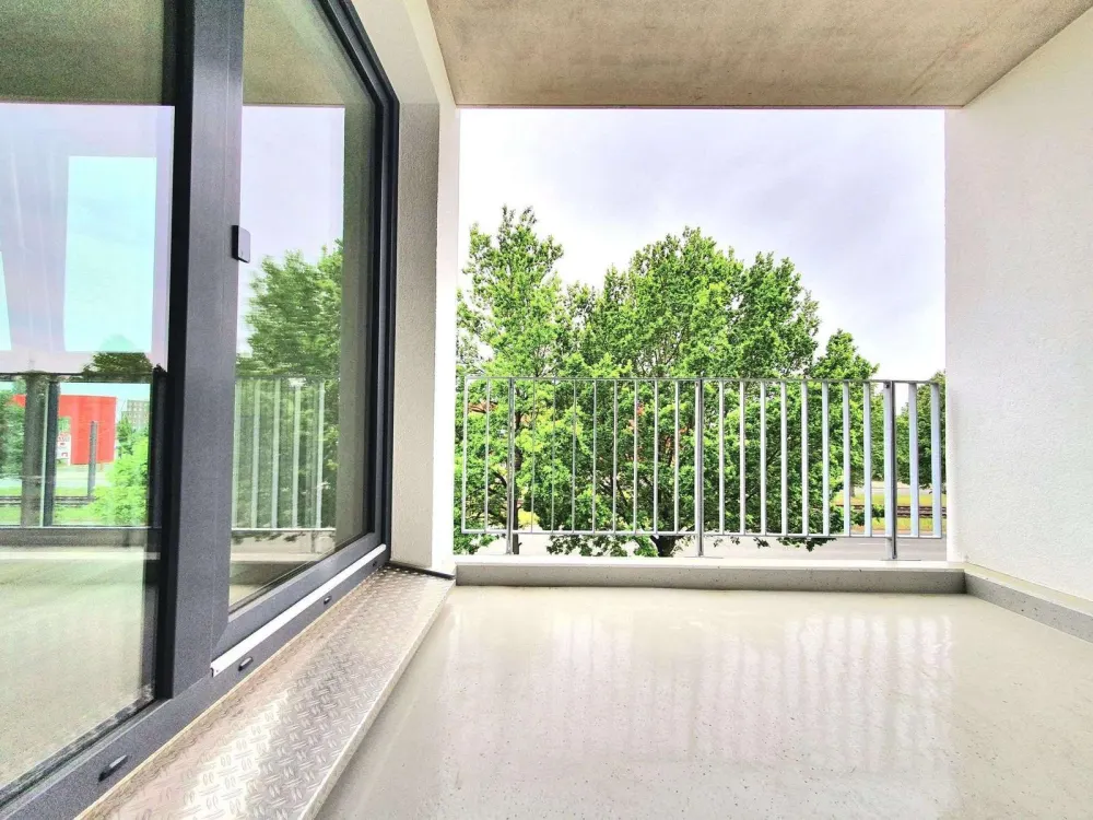 Helle 2-Zimmer Wohnung mit Balkon