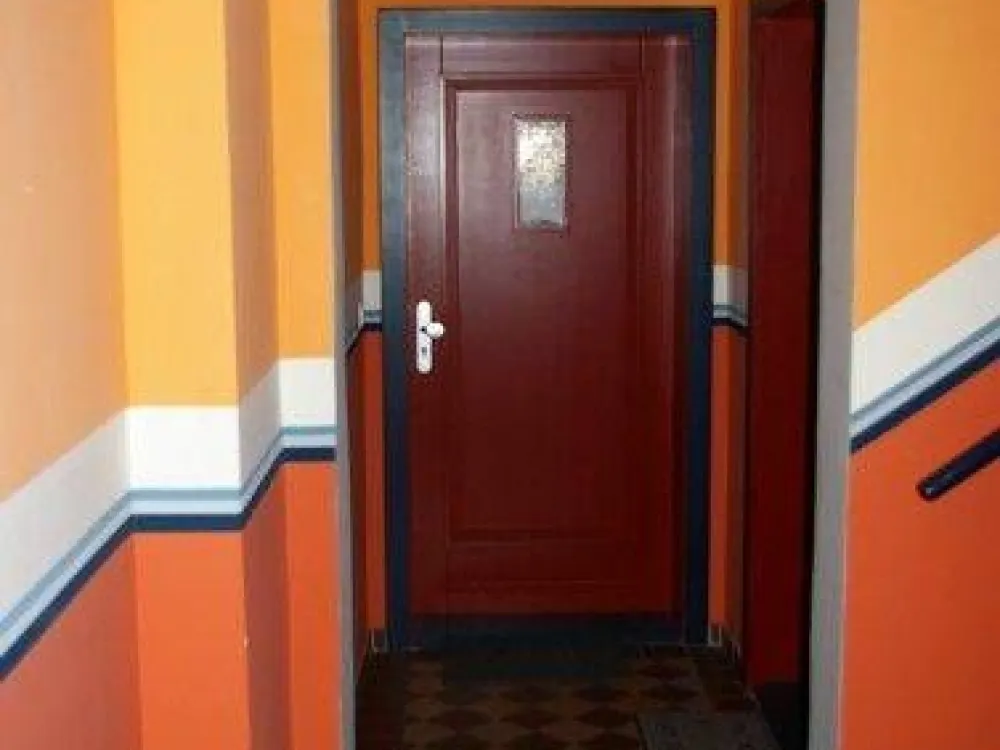 Kleine ruhig gelegene 2-Zimmerwohnung mit Balkon !