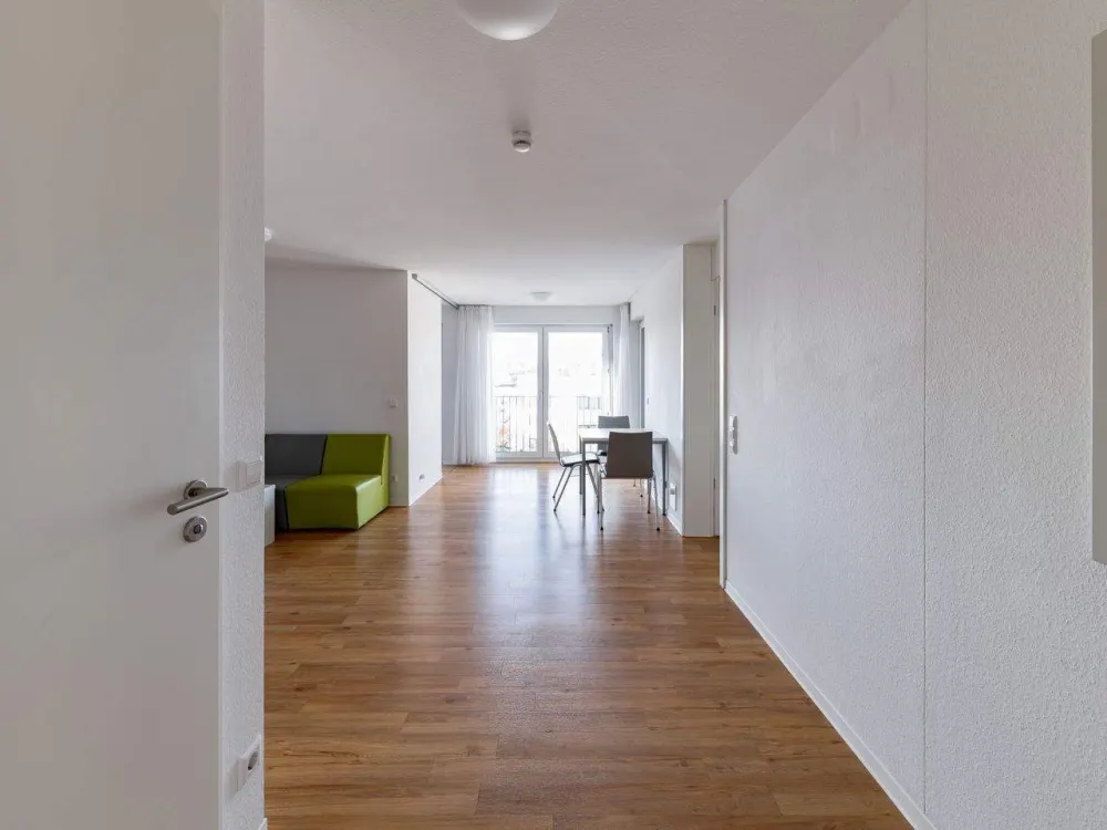 Moderne 2-Zimmerwohnung teilmöbliert in zentraler Lage nahe Bahnhof Stgt-Feuerbach