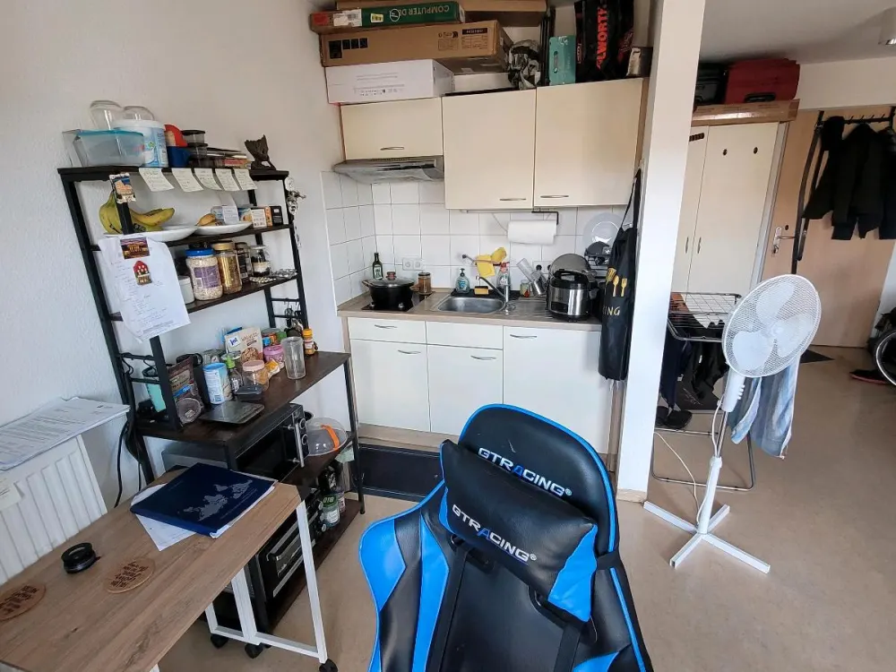 Studio apartment - sublet- Bautzner Straße 24