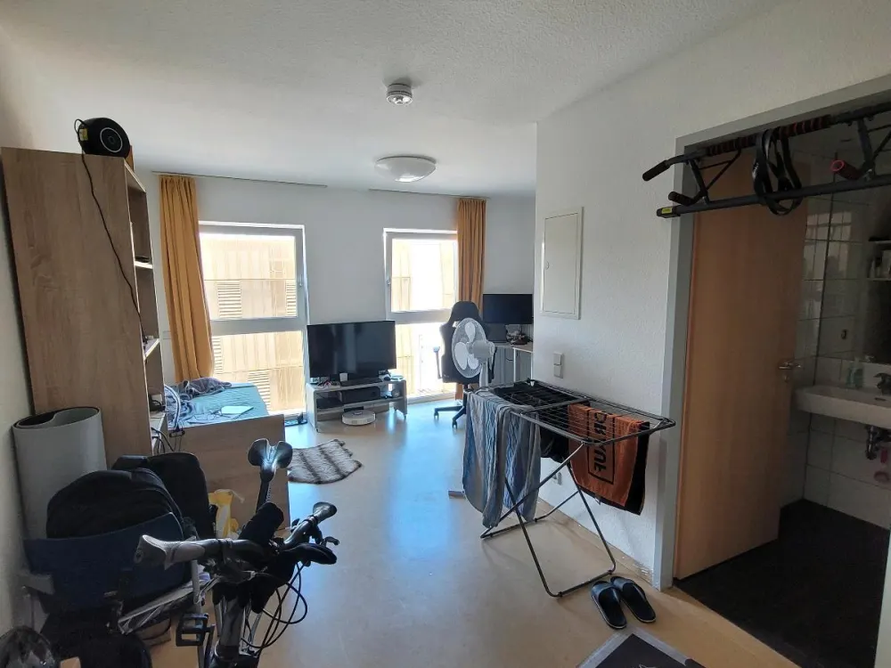 Studio apartment - sublet- Bautzner Straße 24
