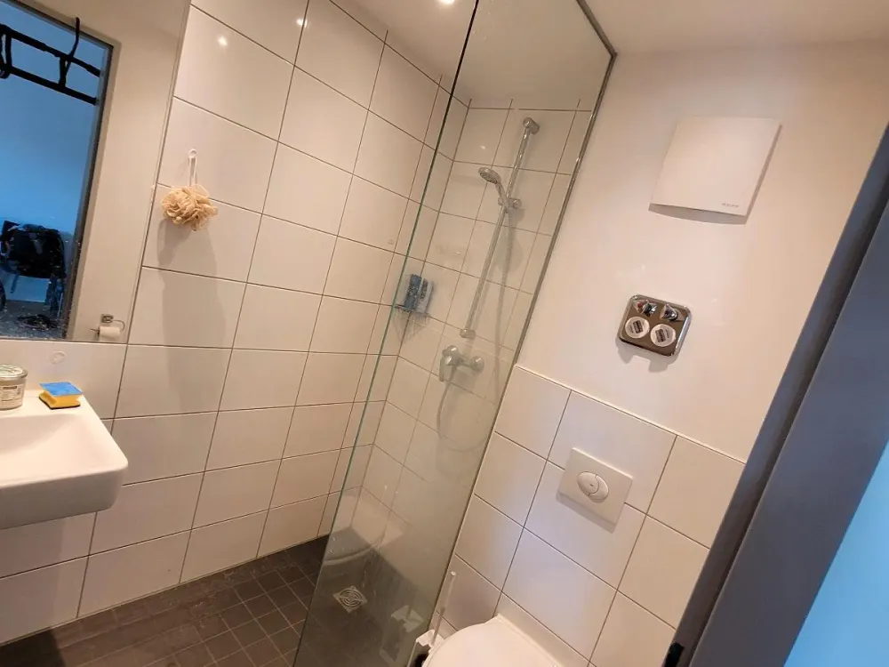 Studio apartment - sublet- Bautzner Straße 24