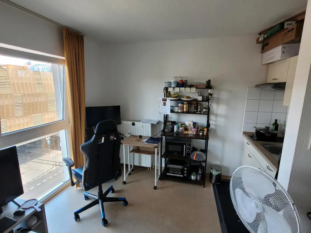 Studio apartment - sublet- Bautzner Straße 24