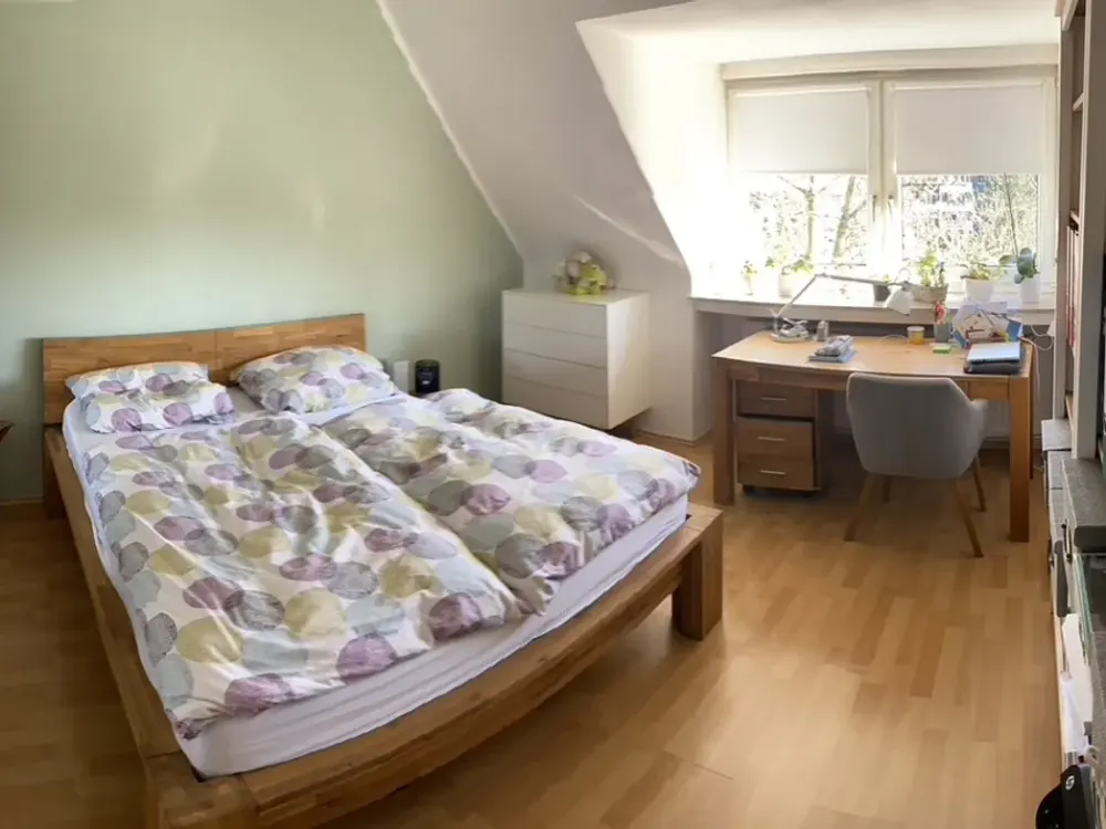 Gepflegte 2,5-Zimmer-Dachgeschosswohnung mit Balkon in Bochum - Weitmar-Mark