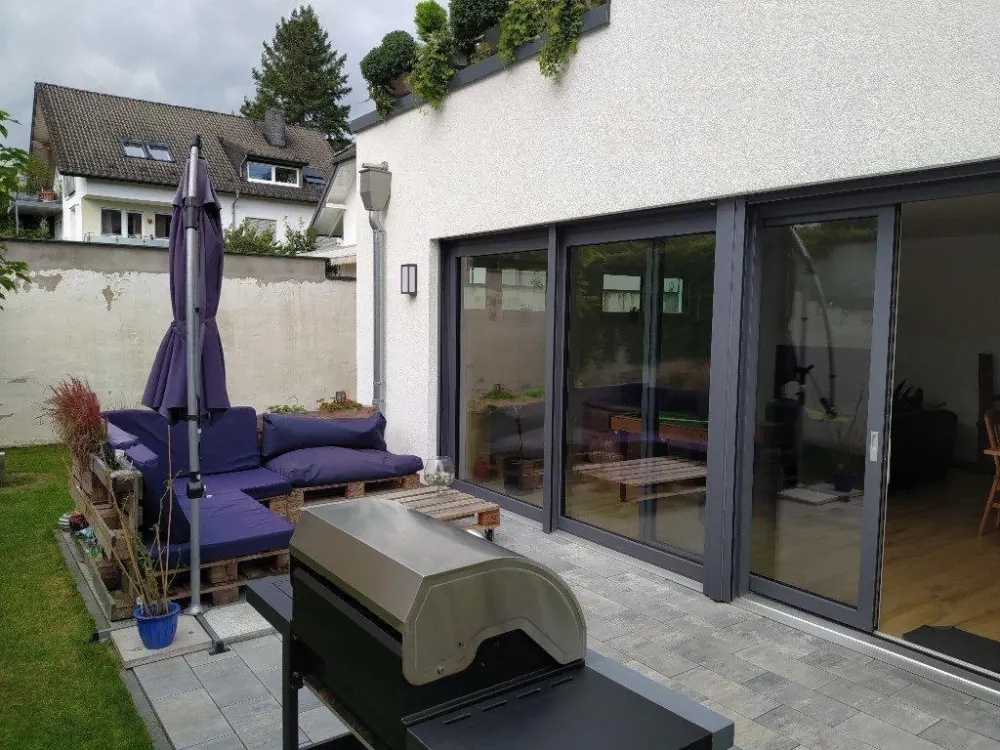 Newly Built Room in 4-Person Shared Apartment with Private Bathroom, Terrace, and Basement