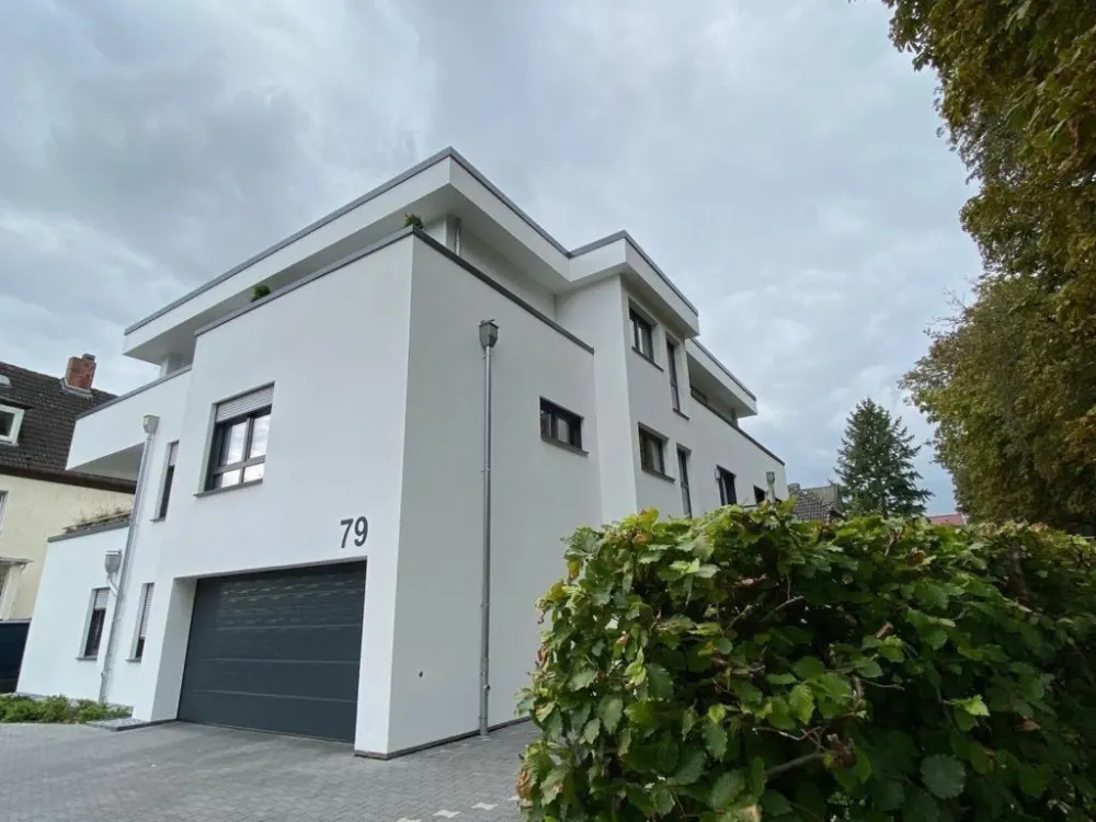 Newly Built Room in 4-Person Shared Apartment with Private Bathroom, Terrace, and Basement