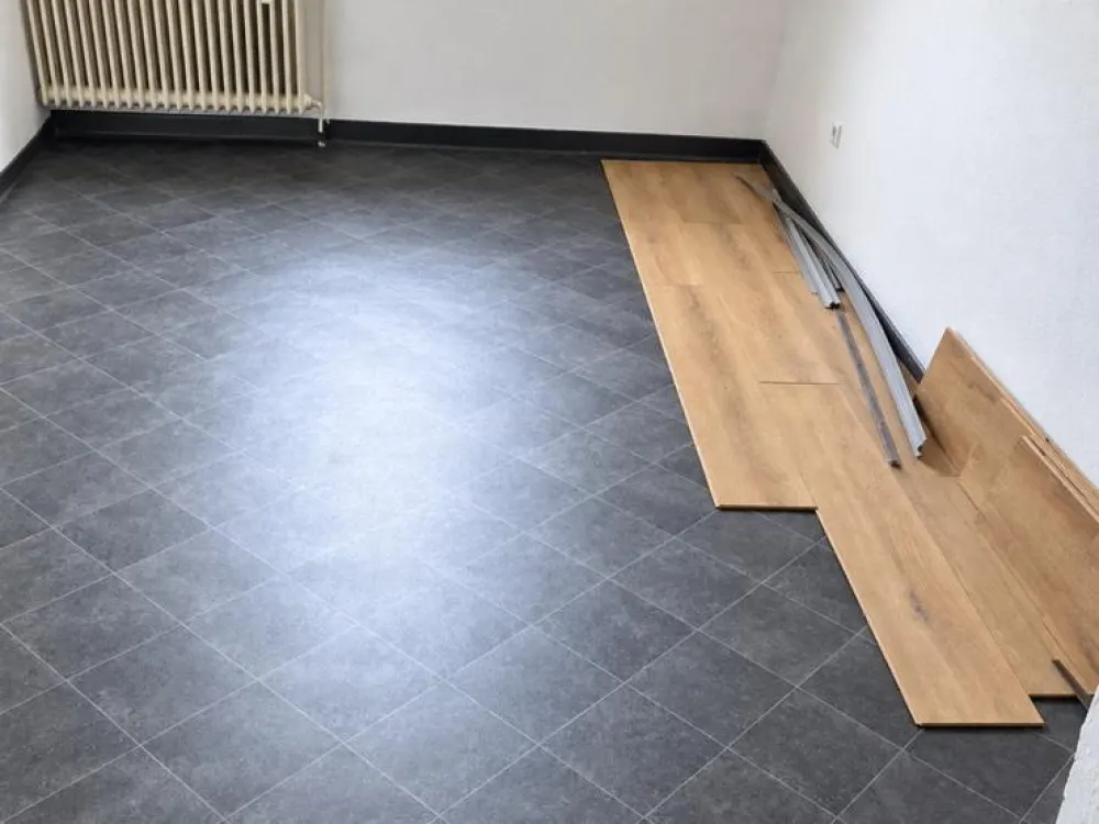 Schöne helle 2.5 - 3 Zimmer-Wohnung am Dortmunder Hafen
