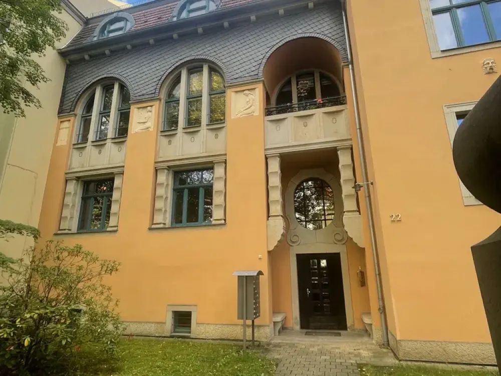 Loft über 2 Ebenen im DG in Dresden Striesen