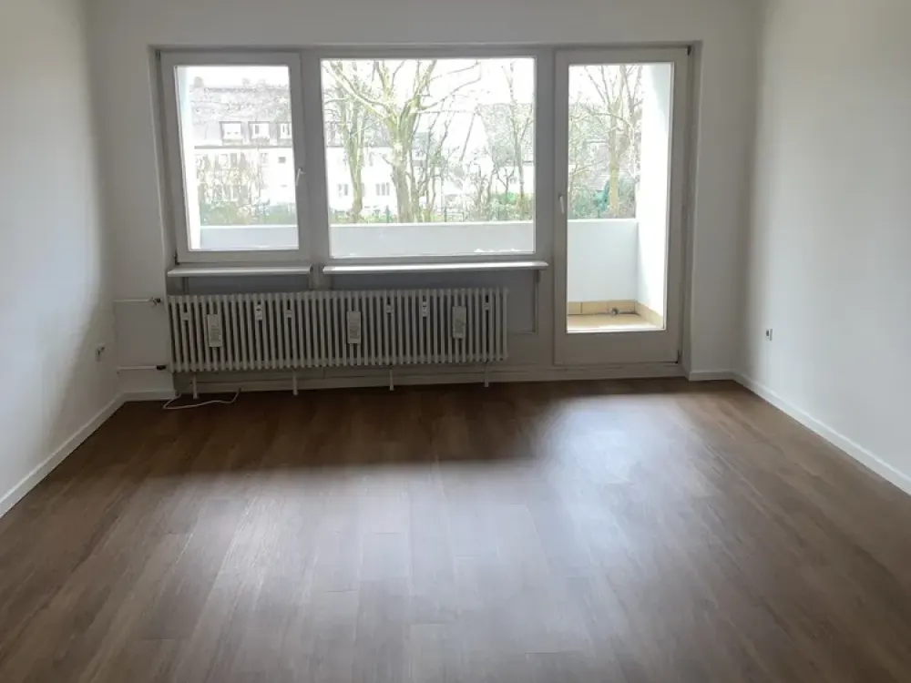 2 Months Rent-Free - Beautiful 3-Room Apartment
