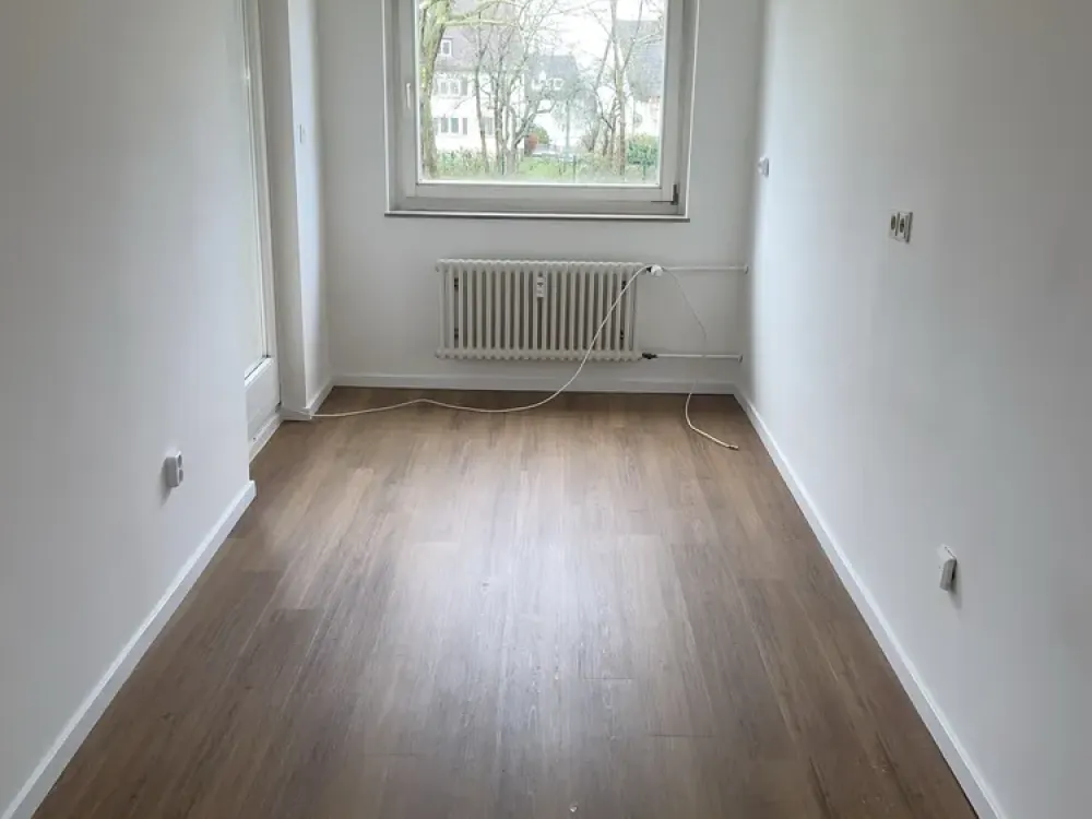 2 Months Rent-Free - Beautiful 3-Room Apartment