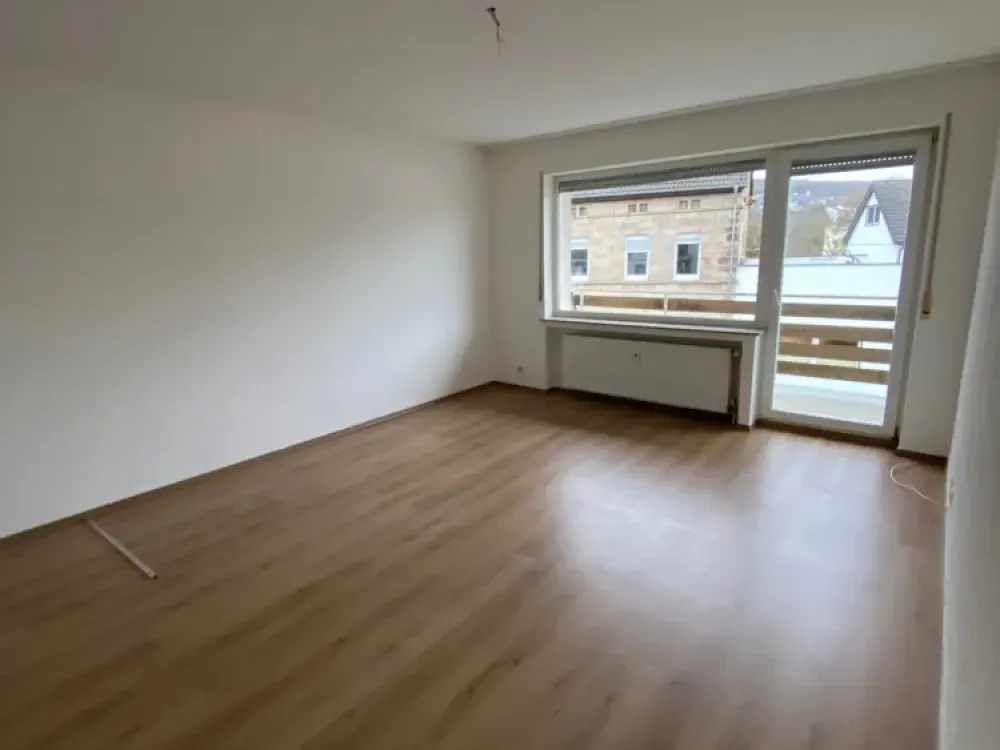 SHG+++ Schöne altersgerechte 2,5 Zimmer Wohnung mit Balkon (betreutes Wohnen)