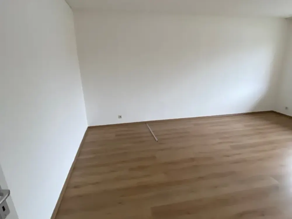 SHG+++ Schöne altersgerechte 2,5 Zimmer Wohnung mit Balkon (betreutes Wohnen)