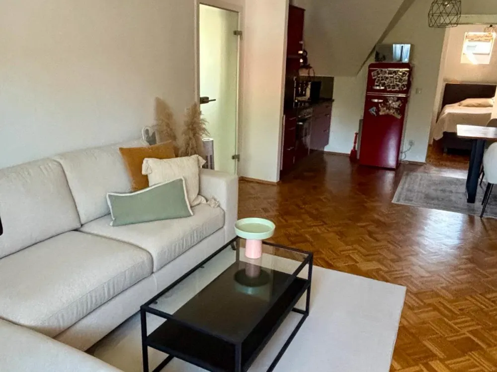 Wohnung zur Zwischenmiete 12.10 bis 08.12 in Ehrenfeld