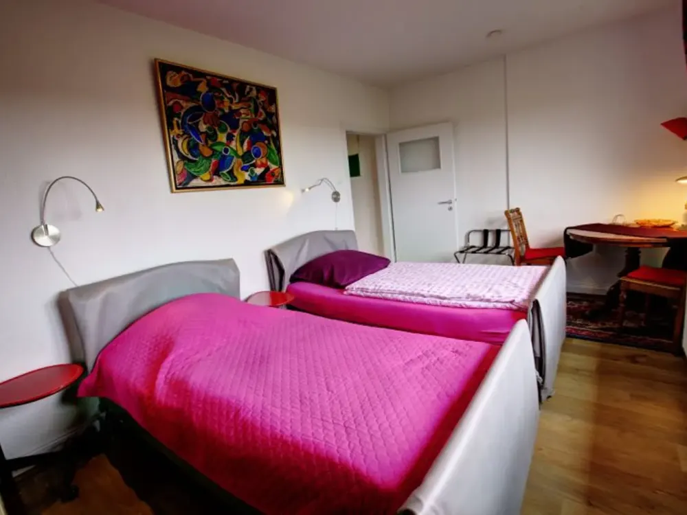 Nachmieter für vollmöbilierte Wohunung zum Weitervermieten über Airbnb