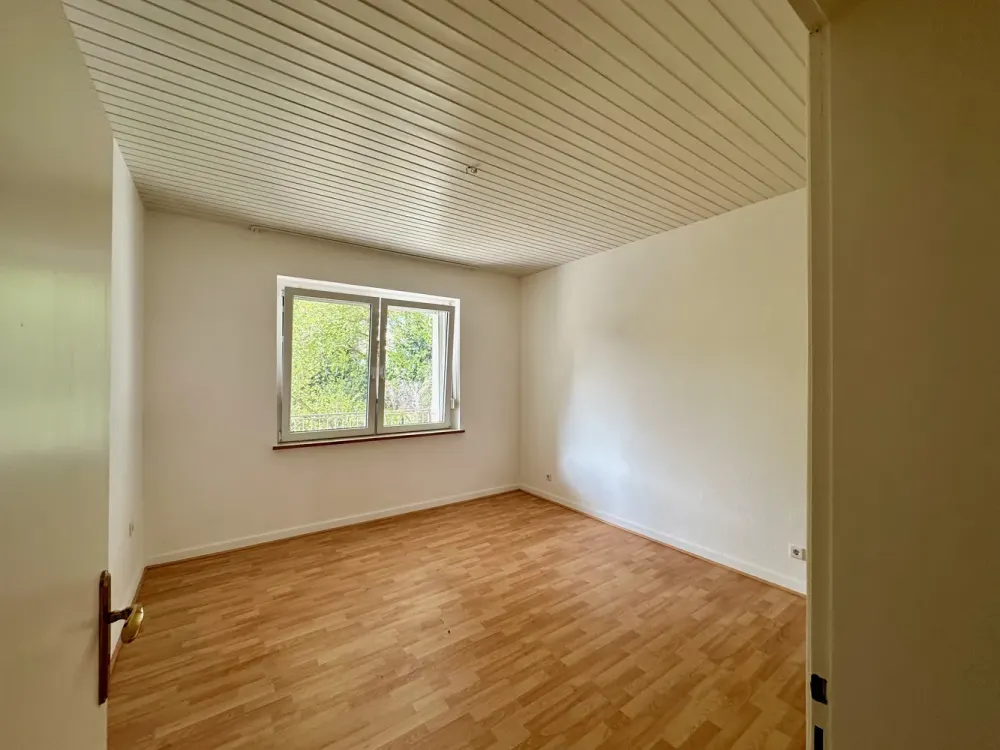 ++ Schöne Wohnung ++ Zentral und mit Blick in einen herrlichen Garten ++