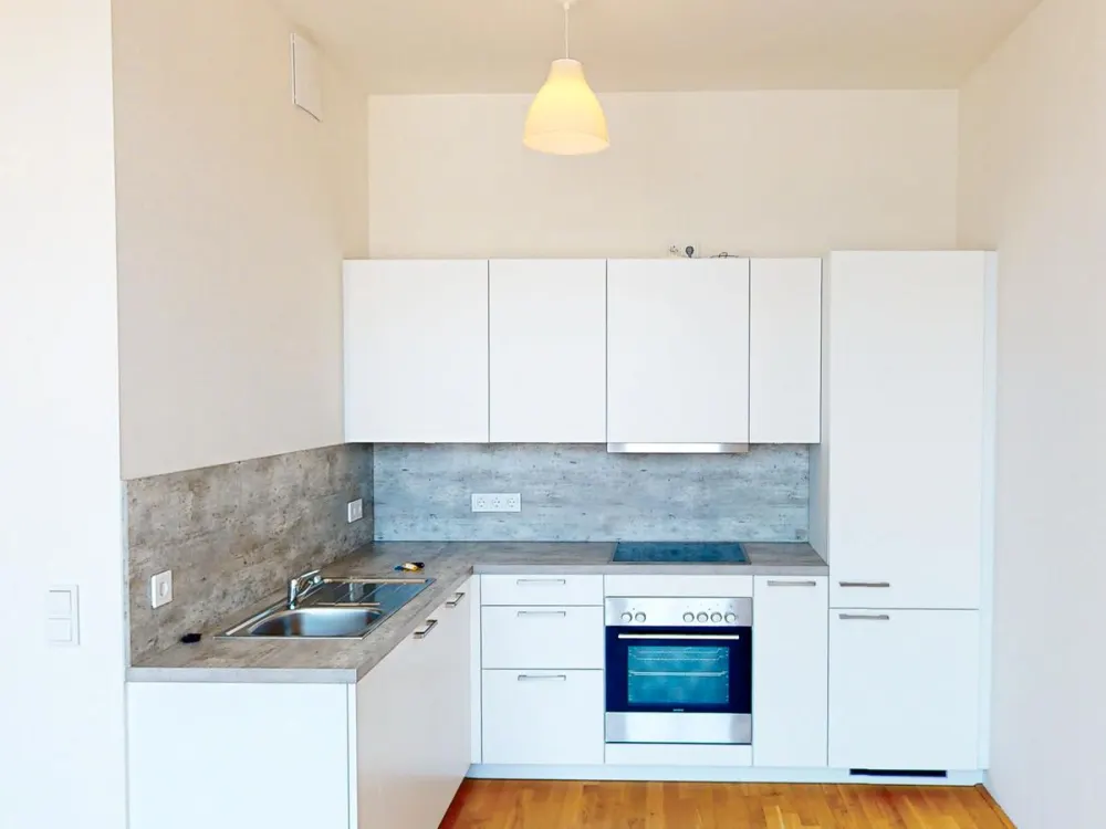 Überseestadt: Kompakte 2-Zimmer-Wohnung mit Weserblick