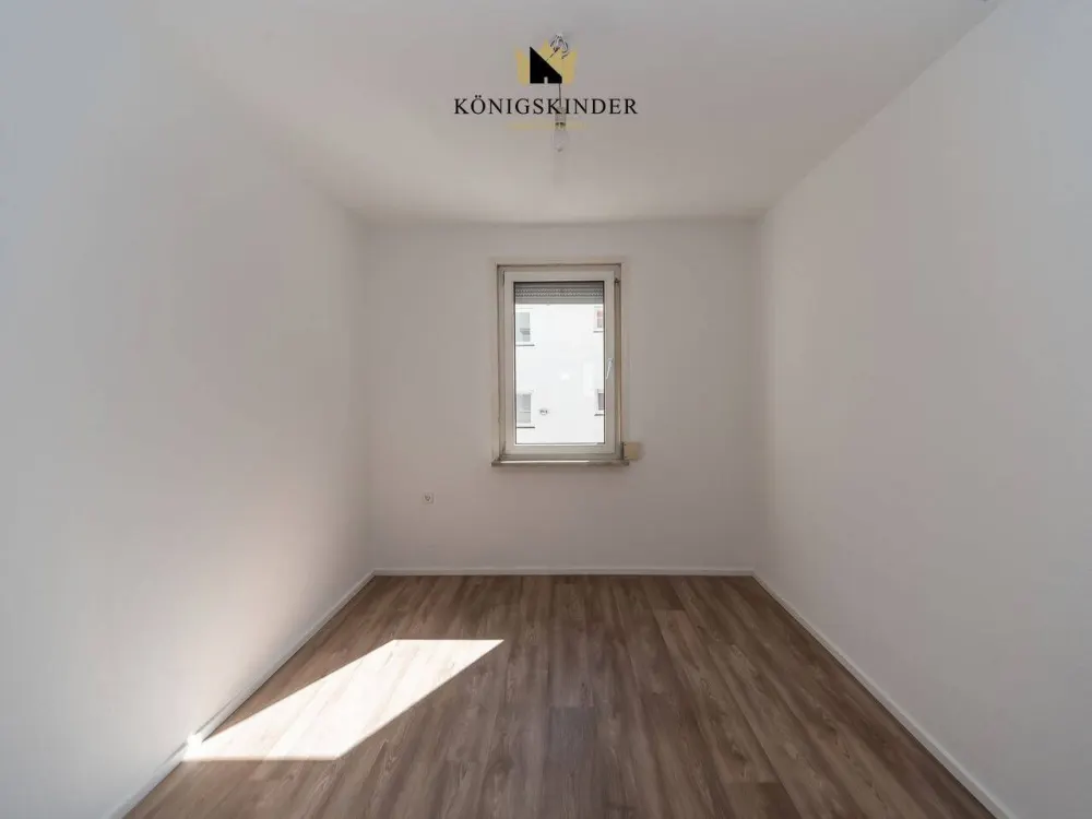 Helle 4-Zimmer-Wohnung mit Balkon