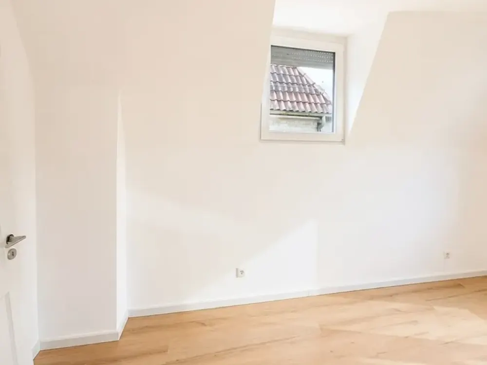 Schöne, Moderne 2-Zimmer-Wohnung nach Kernsanierung in beliebter Wohnlage Stuttgarts