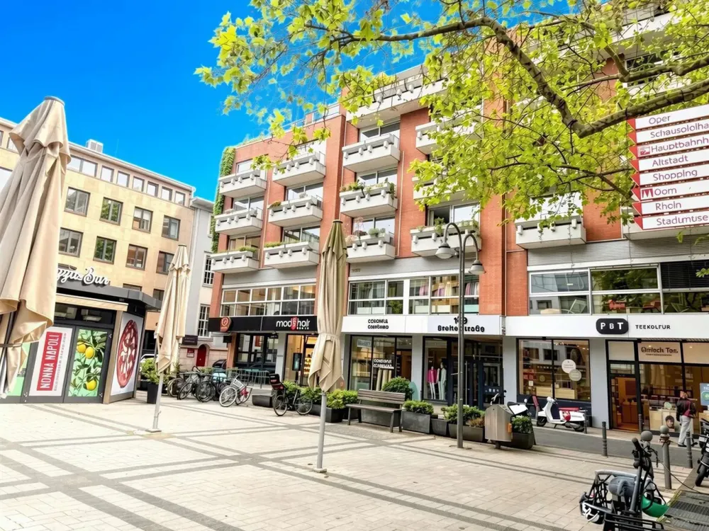 Attraktive 2-Zimmer-Etagenwohnung mit zwei Balkonen in zentraler Kölner Innenstadtlage