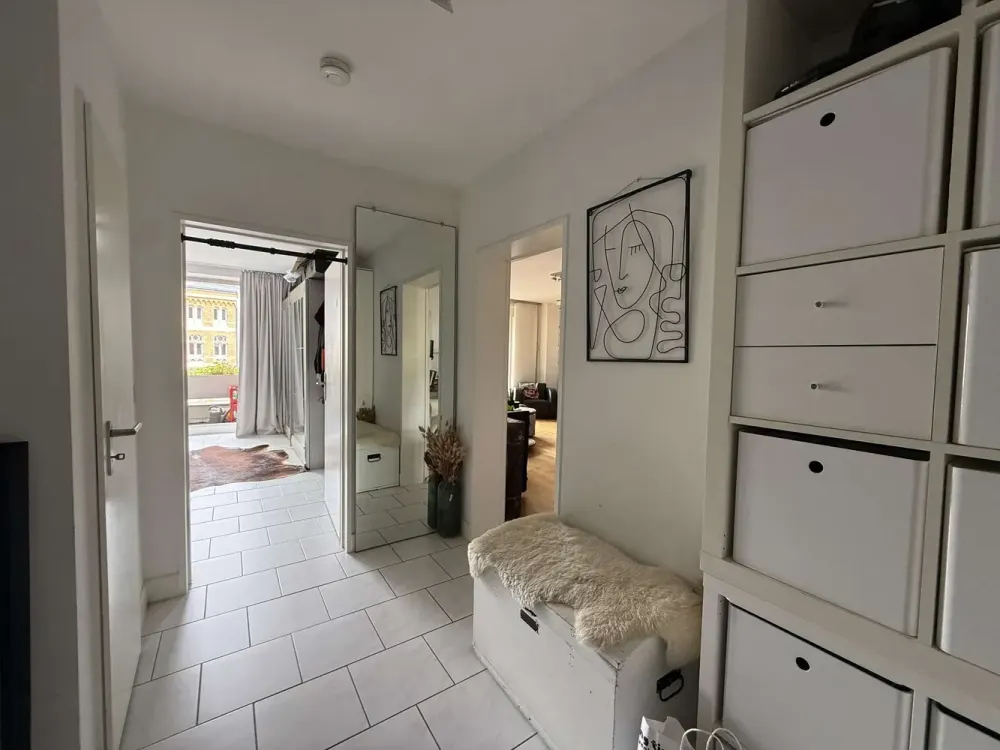 Attraktive 2-Zimmer-Etagenwohnung mit zwei Balkonen in zentraler Kölner Innenstadtlage