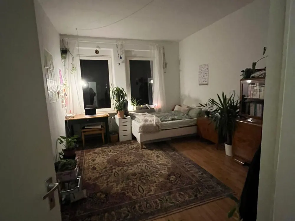Looking for a New Tenant