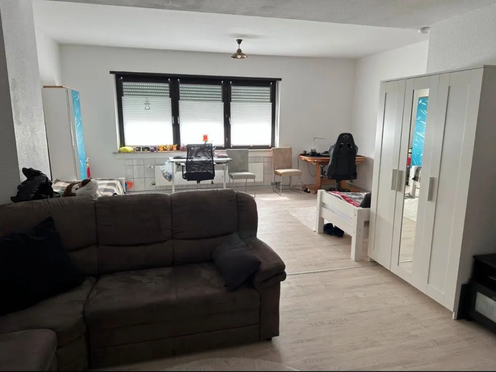 2 Zimmer Mietwohnung Erdgeschoss (90 Quadratmeter)
