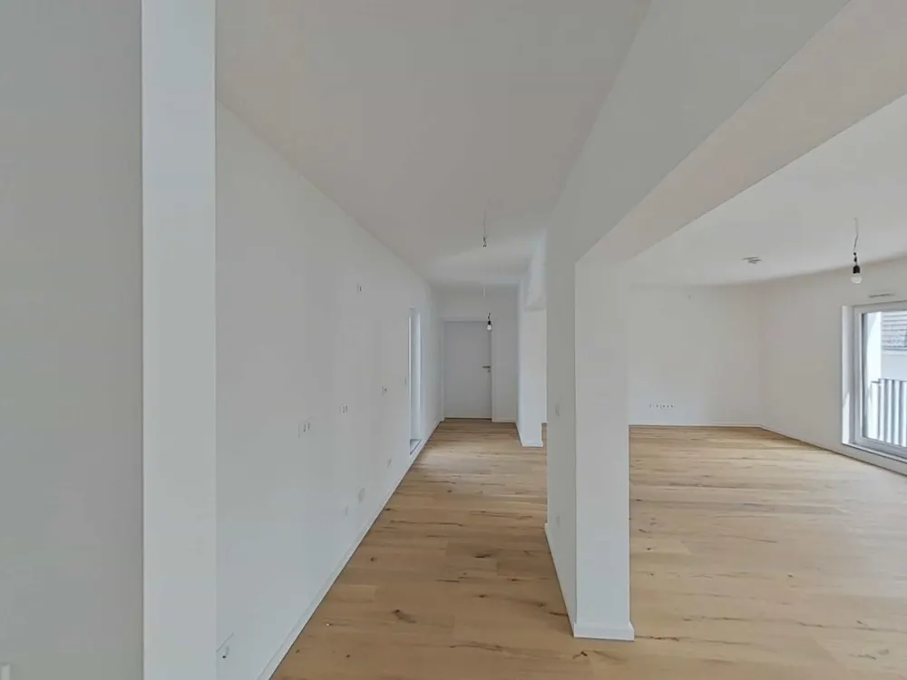 2-Zimmer-Erstbezug mit 91 m², 5. OG, Küche inklusive