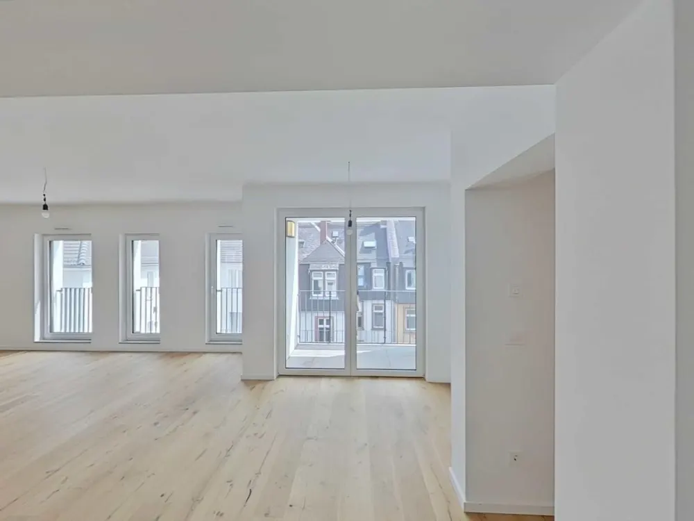 2-Zimmer-Erstbezug mit 91 m², 5. OG, Küche inklusive