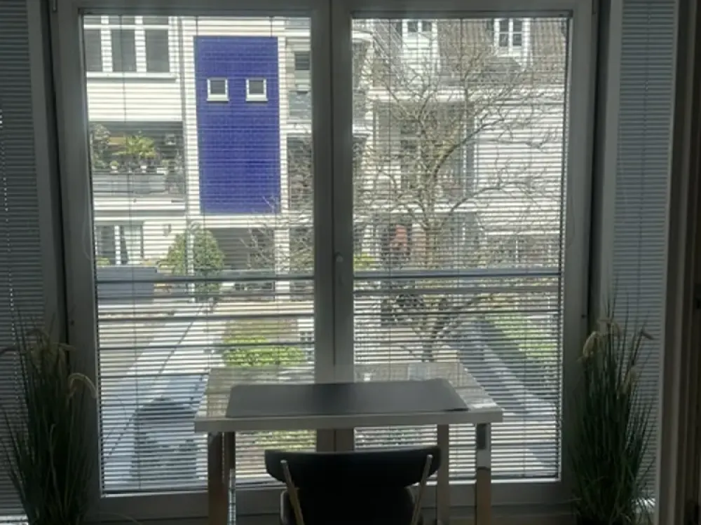 Furnished Living with Character: Central and Quiet
