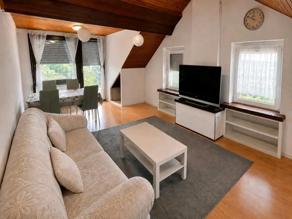 möblierte 2 Zimmer Wohnung in Krefeld Fischeln