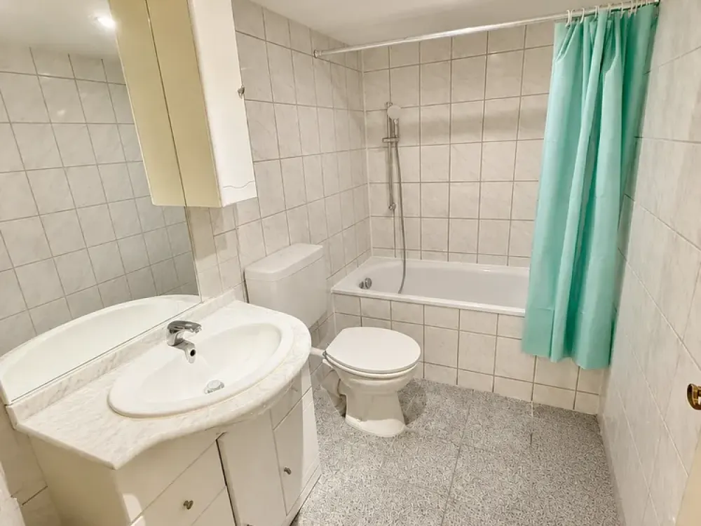 Kompakt, modern, zentral: Apartment mit Balkon (Ap. 2)