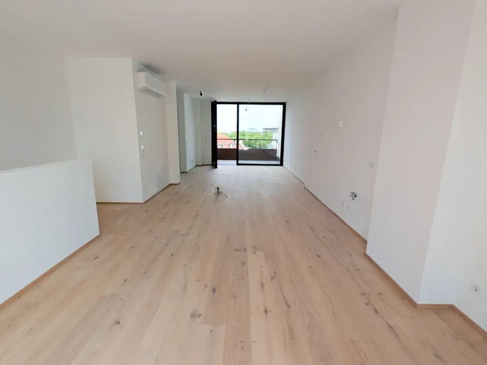 Sonne von morgens bis abends: 3-Zimmer-Maisonette mit drei Dachterrassen in Schwabing (4.11)