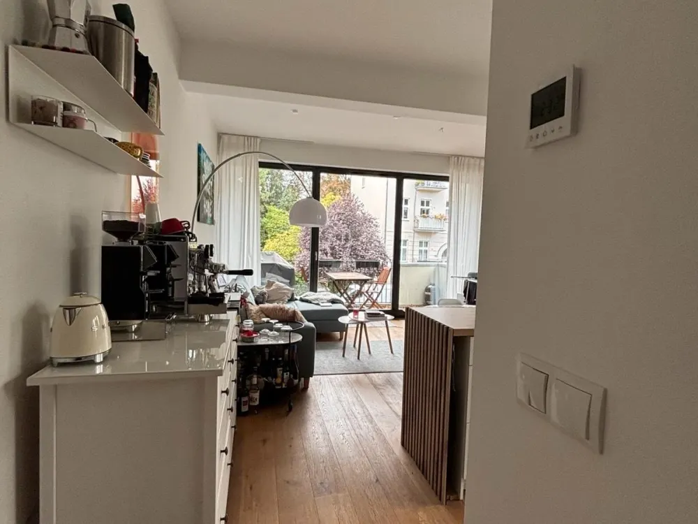 Helle 2 Zimmer Wohnung (Pankow Niederschönhausen)