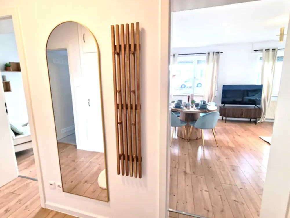 ALL INCLUSIVE MIETE: Möblierte, komplett ausgestattete 3-Zi-Whg mit Balkon in TOP Lage!