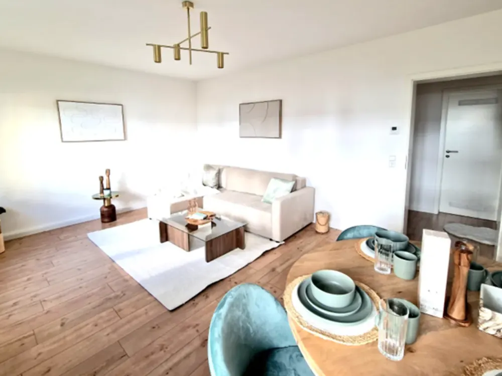 ALL INCLUSIVE MIETE: Möblierte, komplett ausgestattete 3-Zi-Whg mit Balkon in TOP Lage!