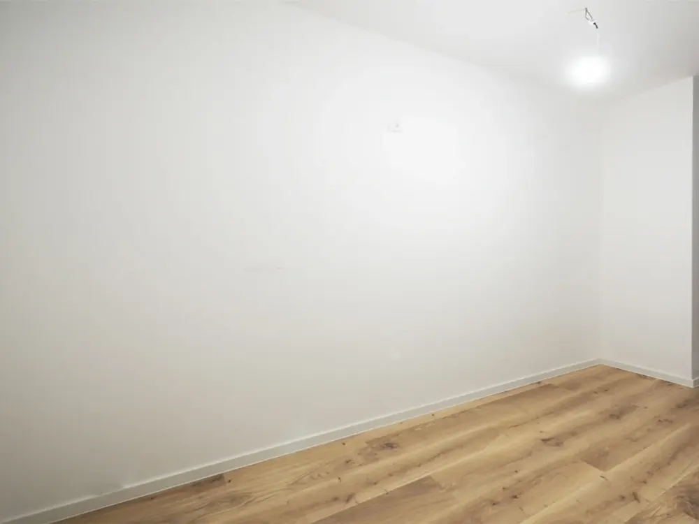 شقة في الطابق السفلي مجددة بالكامل في حي Nauwieser Viertel!