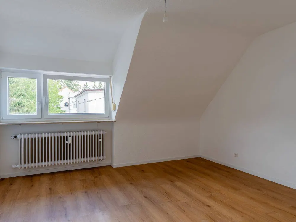 Modernisierte 3,5-Zimmer-Wohnung im Ortskern von S-Möhringen