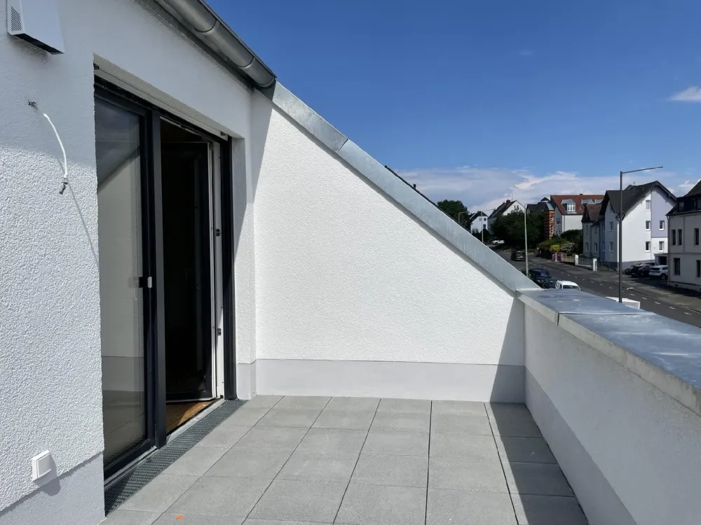 moderne Dachgeschosswohnung mit guter Anbindung nach Köln