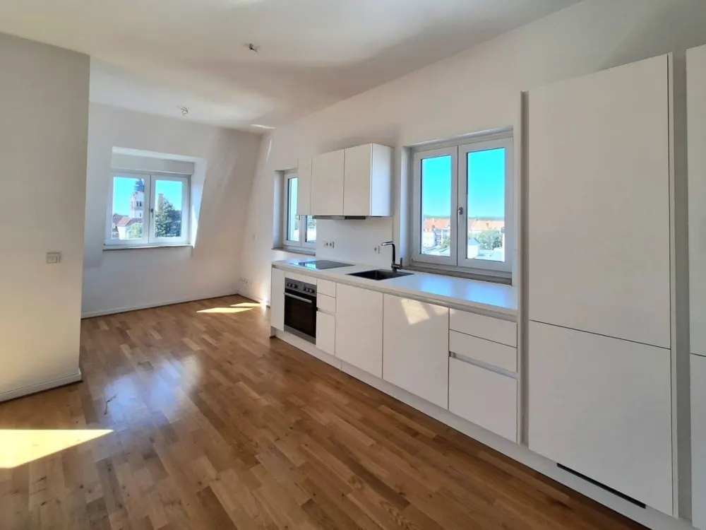 Moderne Etagenwohnung zur Miete mit Balkon in Leipzig Südvorstadt - Wentzel Dr.