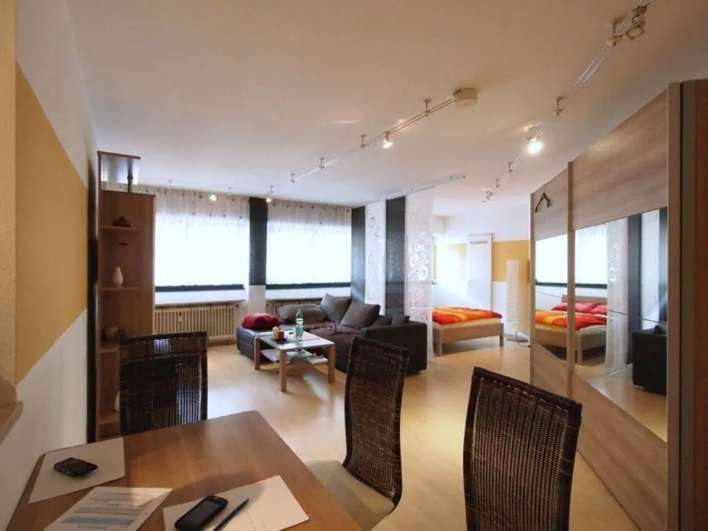 Charmante 1-Zimmerwohnung mit Stellplatz in Köln-Raderthal