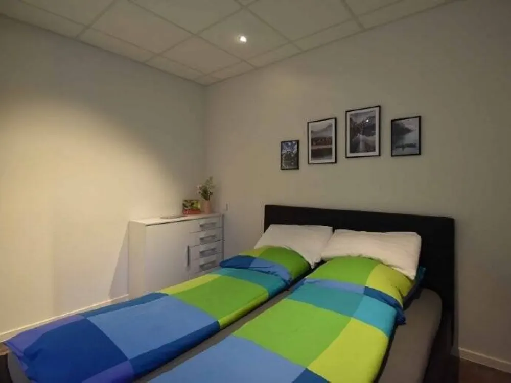 2-Zimmer-Lounge-Apartment, komplett ausgestattet, zentral in Niederrad