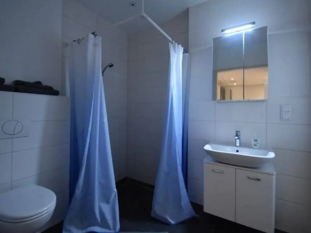 2-Zimmer-Lounge-Apartment, komplett ausgestattet, zentral in Niederrad