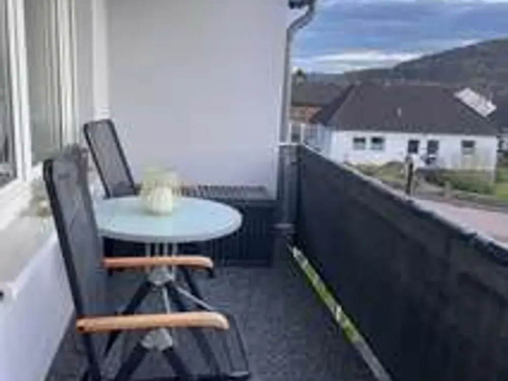 Moderne 3-Zimmer-OG Wohnung mit Balkon und Einbauküche in ruhiger Lage von Körle